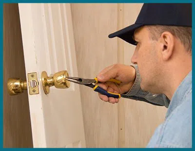 Father Son Locksmith Shop Winnetka, IL 847-915-3488 Father Son Locksmith Shop Winnetka, IL 847-915-3488 - 65-2